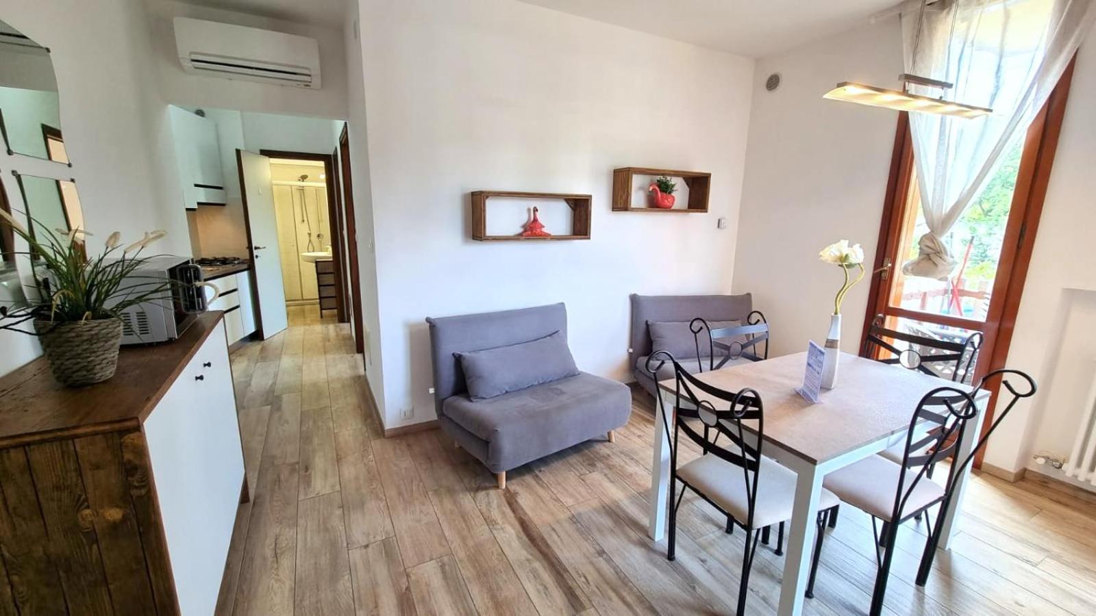 Cappuccini Appartments ペスキエーラ・デル・ガルダ エクステリア 写真